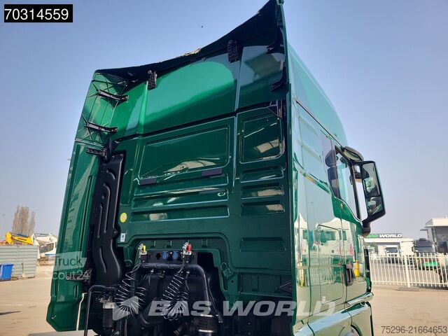 Volume SCM MAN TGX 18.470 4X2 GX Mega Retarder 2xTanks