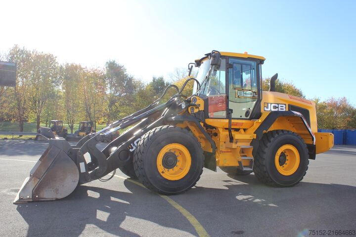 Chargeuse-pelleteuse JCB 427 HT High-Lift Hubgerüst + 40 cm