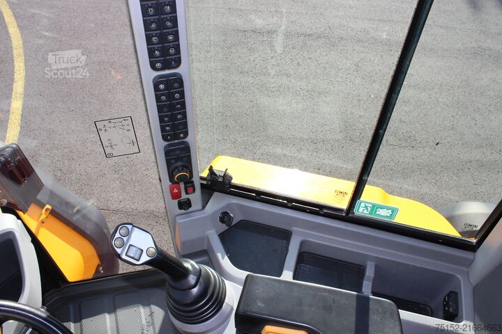 Chargeuse-pelleteuse JCB 427 HT High-Lift Hubgerüst + 40 cm