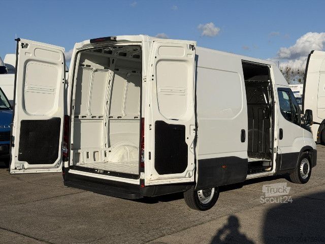 Slēgtais furgons IVECO 35S14V Klima