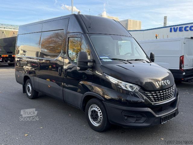 Slēgtais furgons IVECO 35S14HA8 V/P HI-MATIC LED RFK AHK