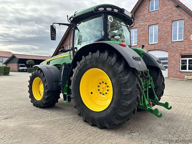 Трактор John Deere 8320R Interne Nr. 1898