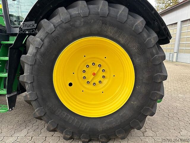 Трактор John Deere 8320R Interne Nr. 1898