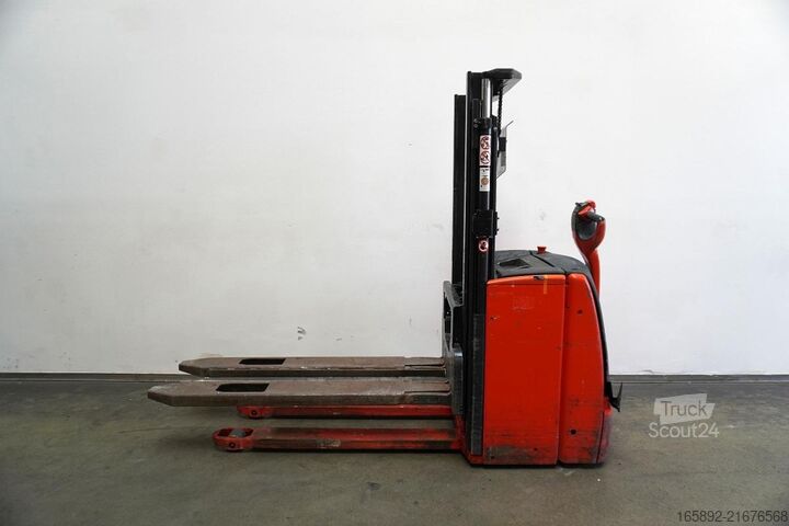 Empilhador manual Linde L 16 1173