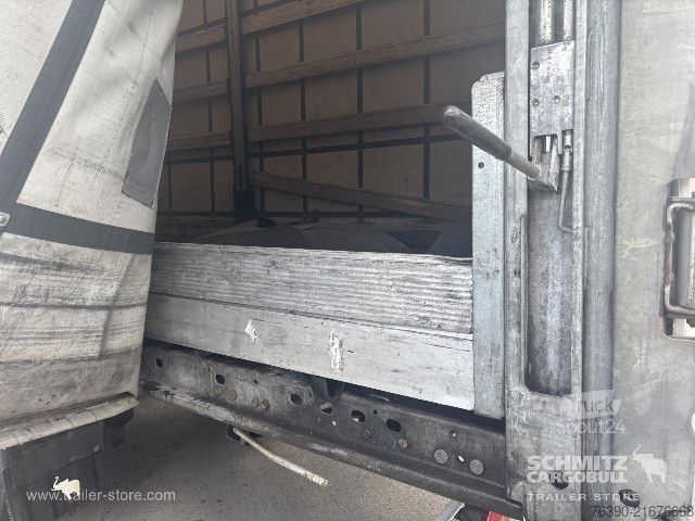 Semi-remorque bâchée Schmitz Cargobull Semitrailer Curtainsider Standard