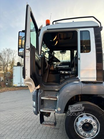 Tre-sidet tipbil MAN TGS 26.480 Pritarder*Meiller*Bordmatik*AHK*TOP