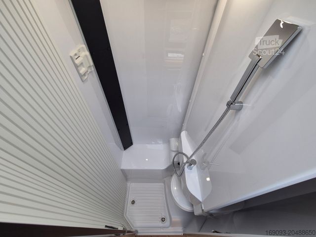 Halvintegrerad husbil CHAUSSON 627 Titanium Line *MJ26*Arctic*Hubbett*Automatik