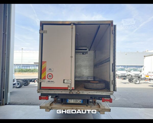 Tovorno vozilo za posebne namene IVECO 60C15 FURGONE ISOTERMICO CON GRUPPO REFRIGIRANTE E SPONDA POSTERIORE CARICATRICE