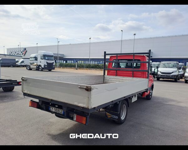 Minibus IVECO DAILY 35C14 CON CASSONE FISSO