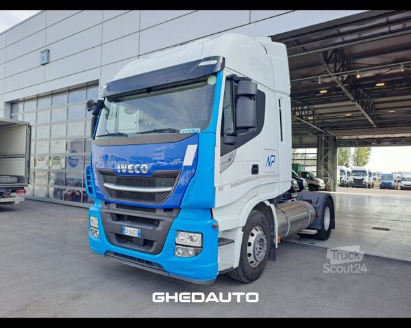 Tracteur routier standard IVECO TRATTORE STRADALE IVECO STRALIS 460 LNG METANO