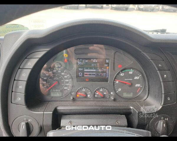 Tracteur routier standard IVECO TRATTORE STRADALE IVECO STRALIS 460 LNG METANO