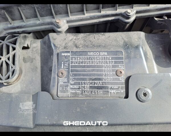 Minibus IVECO DAILY 35C12 BOX  ISOTERMICO CON GRUPPO FRIGORIFERO