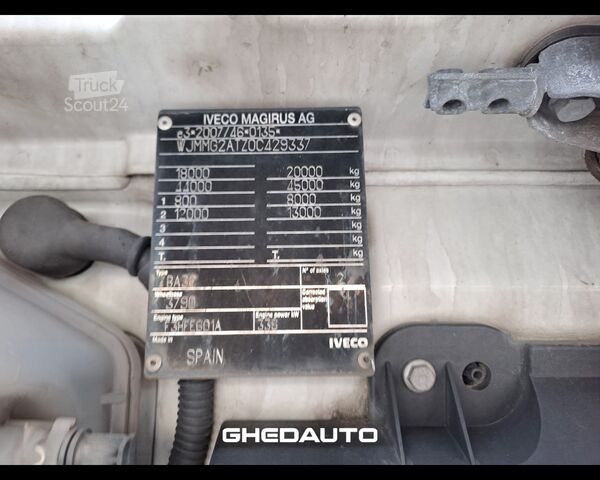 Standardni vlačilec IVECO TRATTORE STRADALE S - WAY 460 LNG METANO