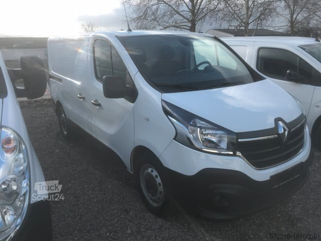 Fourgon à panneaux RENAULT Trafic Kasten L1H1 2,8tKomfort1Hd,AHKNavi,Kamera