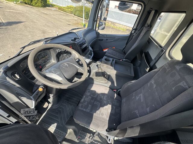 Axor 1829 L platós teherautó, 7,35 m-es raktér, légrugózás Mercedes-Benz Axor 1829 L Pritsche 7,35m, Luftfederung