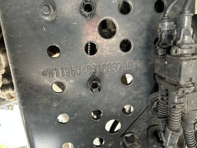 Standaard-SZM Mercedes-Benz Actros 1845 Gigaspace / Tacho V2 / Blower - PTO...