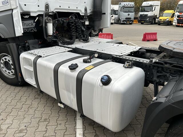 Standaard-SZM Mercedes-Benz Actros 1845 Gigaspace / Tacho V2 / Blower - PTO...