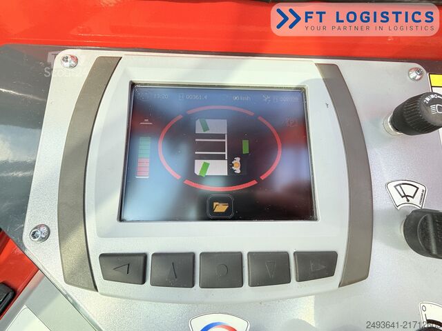 Carretilla retráctil de 4 vías Combilift C3000ET TRIPLEX 5940 WIDE FORK POSITIONE