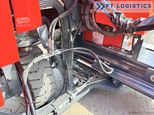 Carretilla retráctil de 4 vías Combilift C3000ET TRIPLEX 5940 WIDE FORK POSITIONE