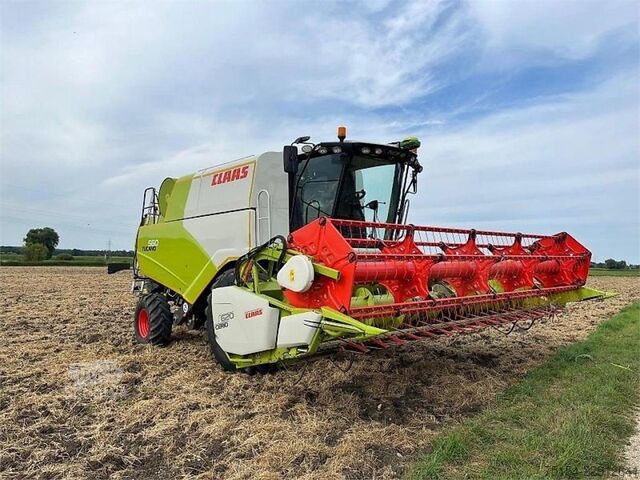  CLAAS Tucano 560 APS Hybrid