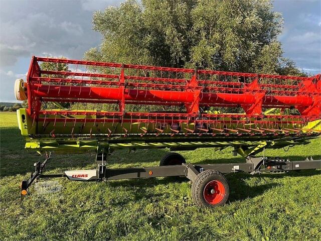  CLAAS Tucano 560 APS Hybrid