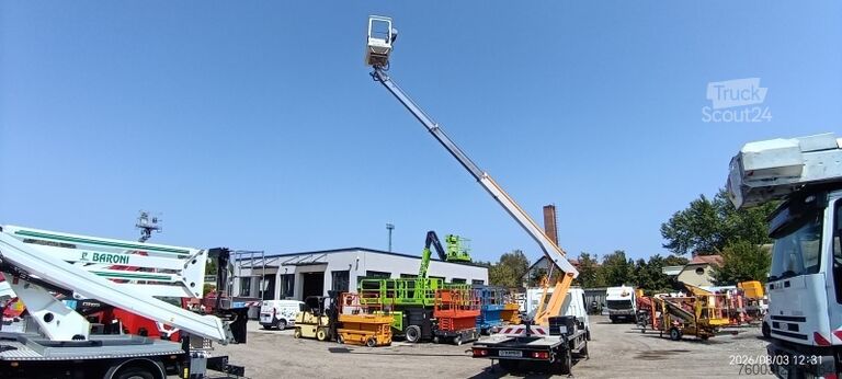  Nissan Cabstar Multitel 160 ALU DS - 16m