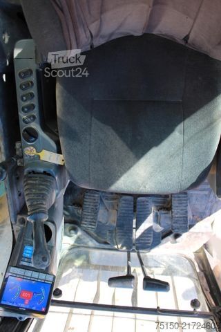 Koparka gąsienicowa KOMATSU PC138US-10 - Compact - GUMMIKETTEN - Nr.: 872