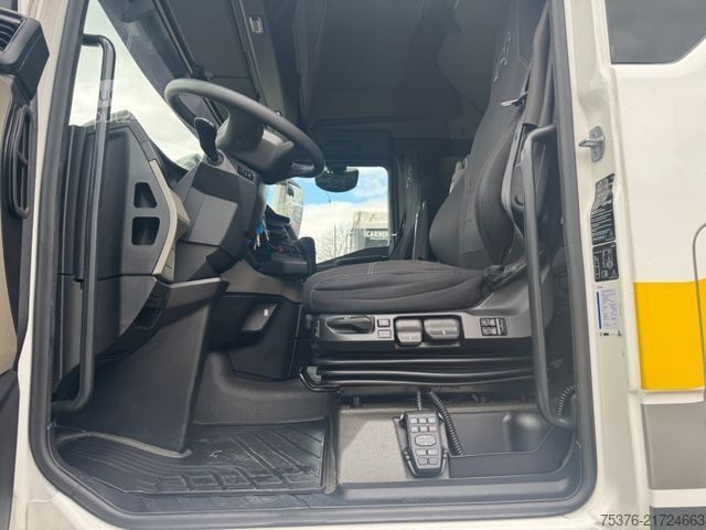 Tūrinis vilkikas MAN TGX 18.480 Mega INTARDER