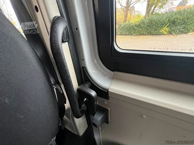 Minibus FIAT Ducato 3.0 Natural Power/CNG/Benzin 9 Sitze Pdc