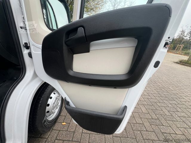 Minibus FIAT Ducato 3.0 Natural Power/CNG/Benzin 9 Sitze Pdc