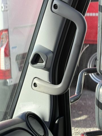 Curtain sider van FUSO 7C18 Schiebeplane LBW BÄR Edscha