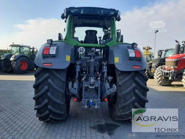 Traktors Fendt 828 VARIO S4