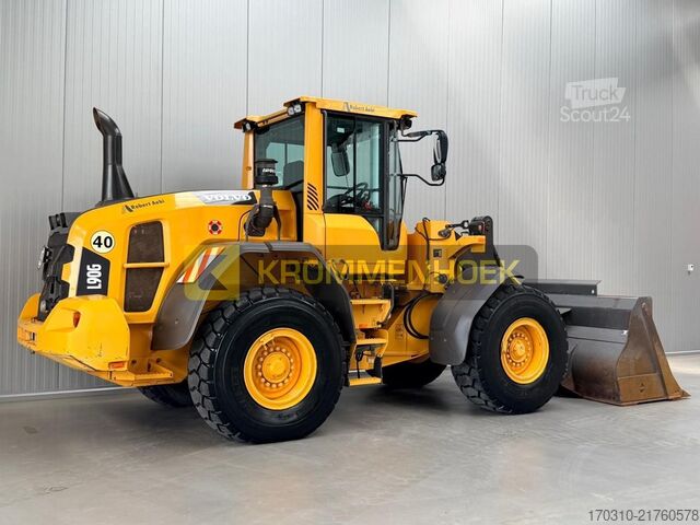 Nakladač Volvo L 90 G