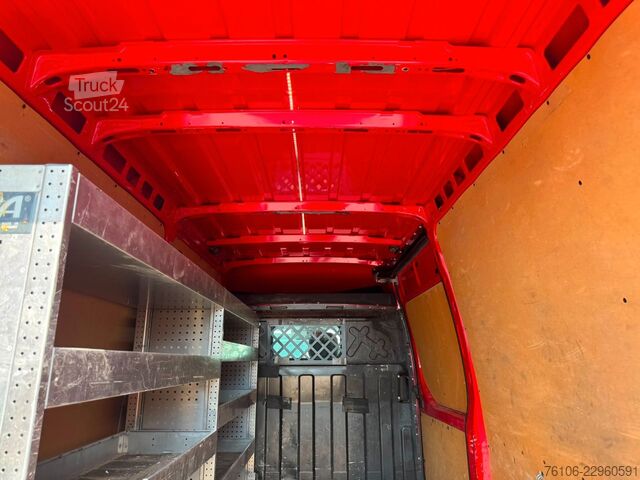 Furgão de painéis IVECO Daily 35S16 Hi-Matic Kastenwagen L2H2*2 Stück*