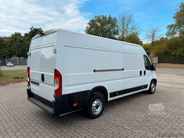 Furgão de painéis FIAT Ducato Maxi Grossr.-Kasten 35 140 L5H2