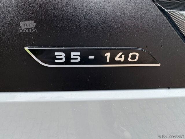 Koelwagen met geïsoleerde laadbak IVECO Daily 35C14 Tiefkühlkoffer mit LBW **Carrier***