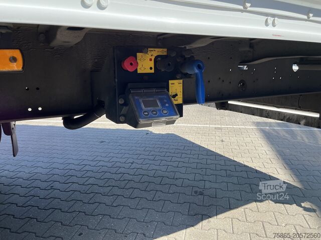 Valise Schmitz Cargobull SCB S2 / Box Trailer / 2 axle Disk / NL Trailer...