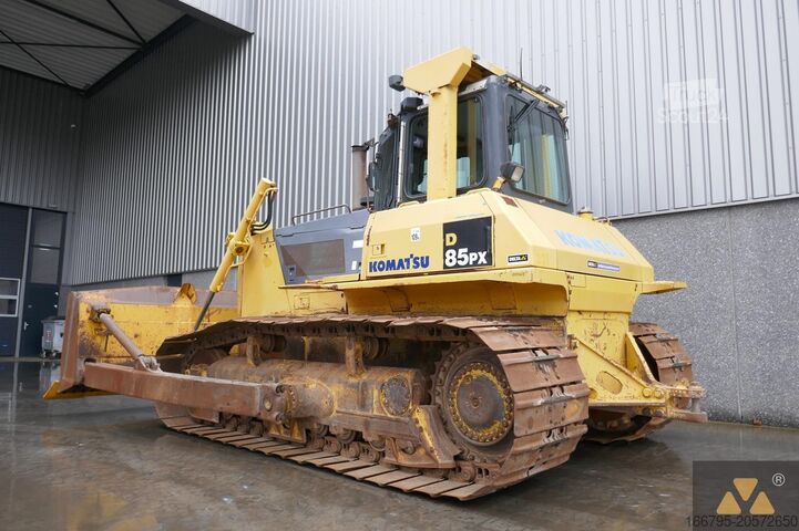 Topadora Komatsu D85PX-15