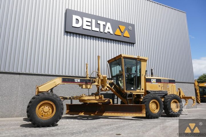 Niveladora Caterpillar 12H
