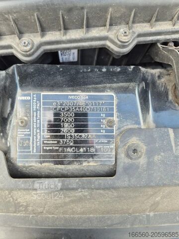 Tovornjak z zabojniki Iveco DAILY 35 C 14