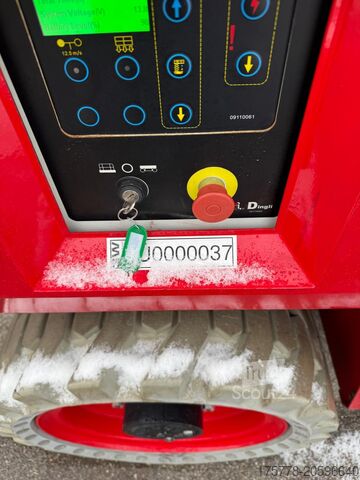 Scherenarbeitsbühne MAGNI ES1823RTP