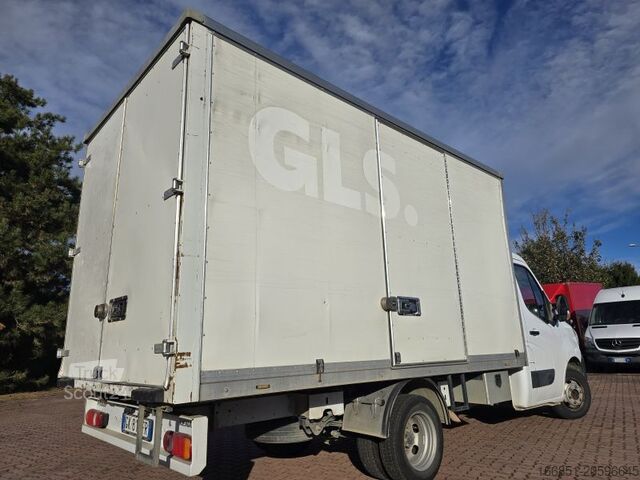 Dubă închisă Renault Master