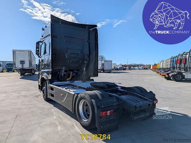 Padrão-SZM Mercedes-Benz Actros 1948