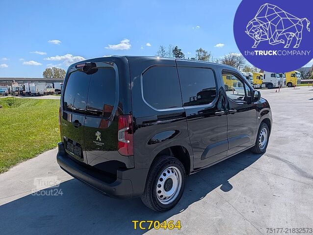 شاحنة بانل Peugeot Partner 1.5 BlueHDi 100