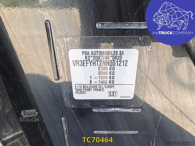 شاحنة بانل Peugeot Partner 1.5 BlueHDi 100