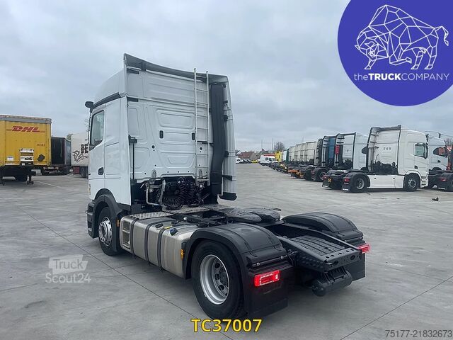 Standard-SZM Mercedes-Benz Actros L Pro Cabin 1845