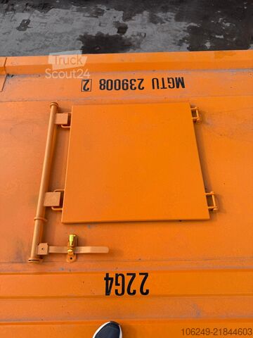Container cisternă  20FT Tankcontainer mit 25700L Kessel