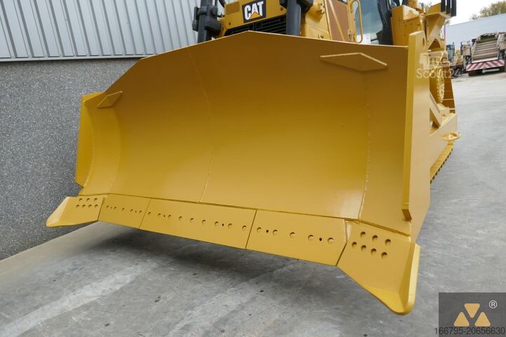 бульдозер Caterpillar D8T