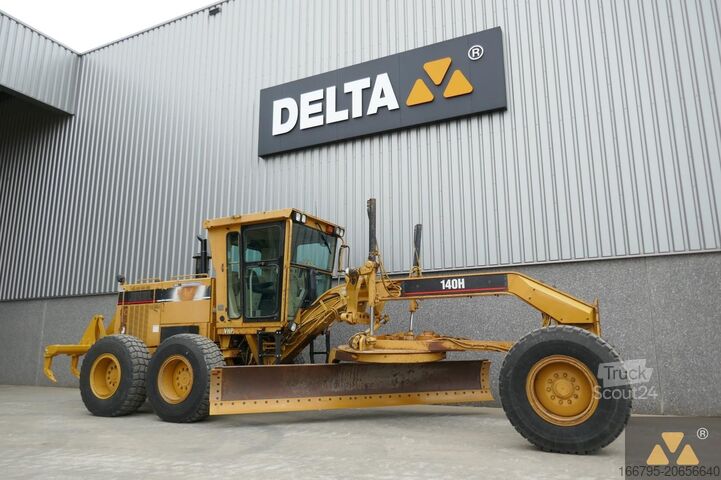 Грейдер Caterpillar 140H