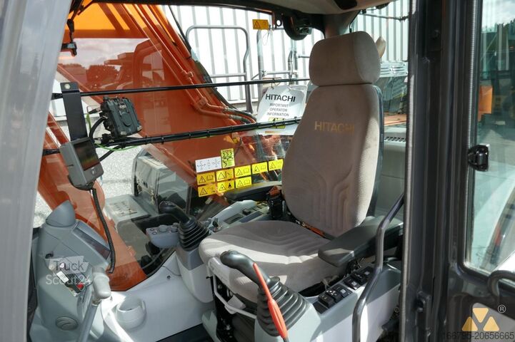 Excavator pe șenile Hitachi ZX300LC-6